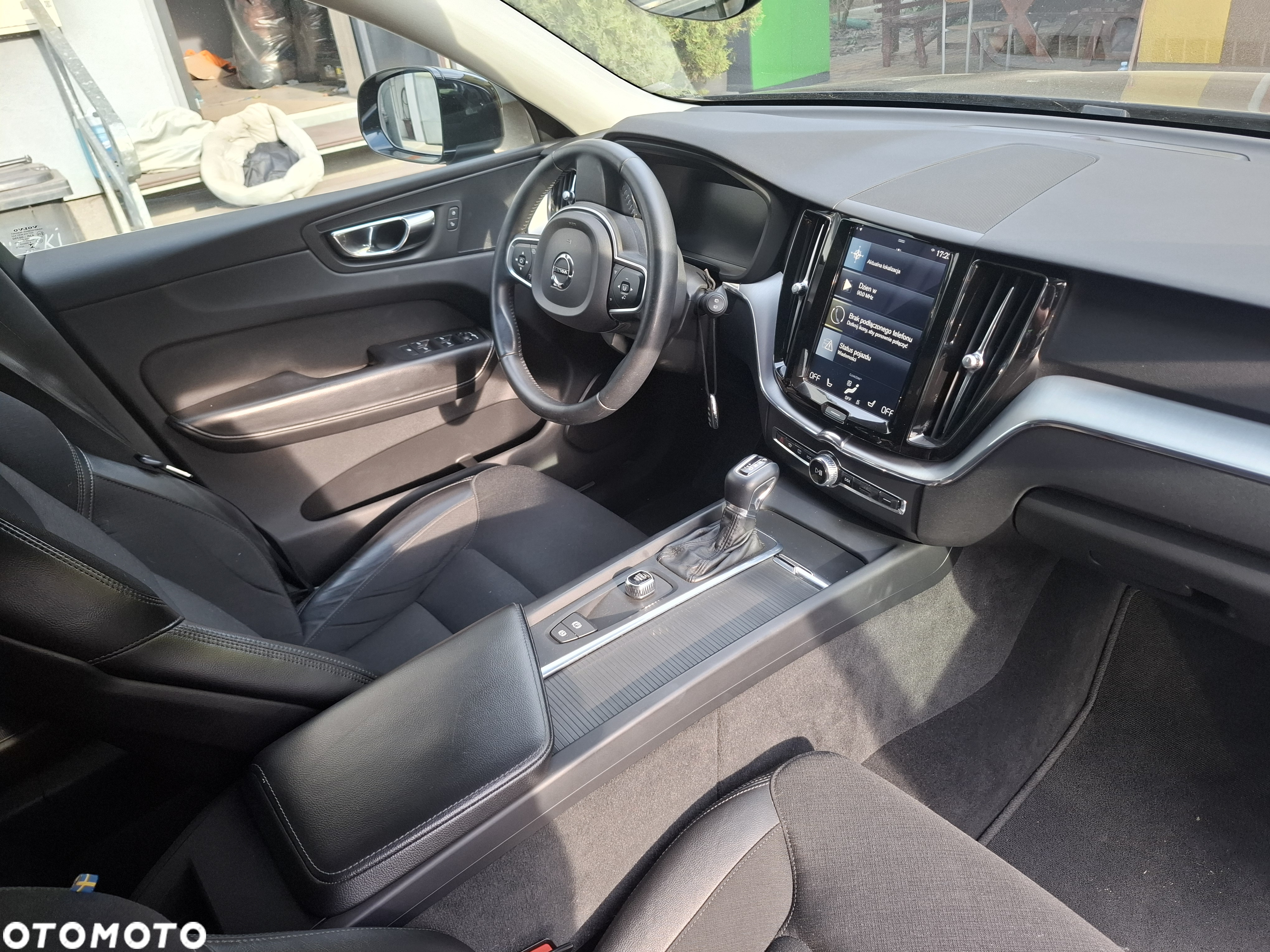 Volvo XC 60 D4 AWD Momentum - 9