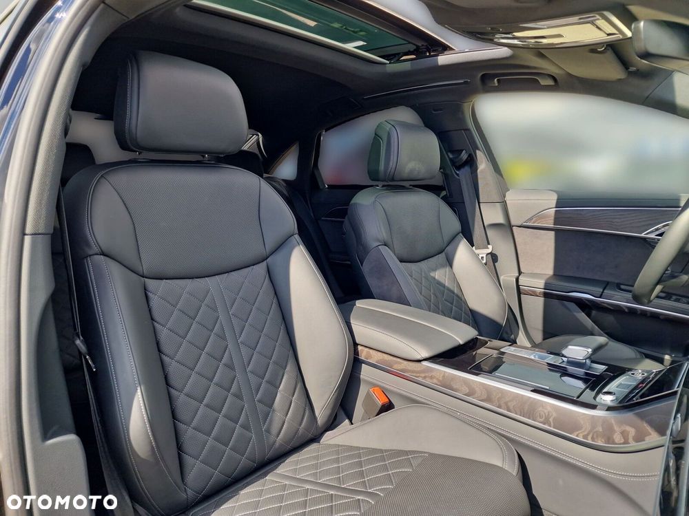 Audi A8 - 24