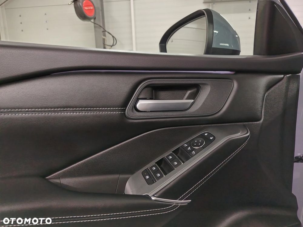 Nissan Qashqai 1.3 DIG-T MHEV Xtronic N-Connecta - 31