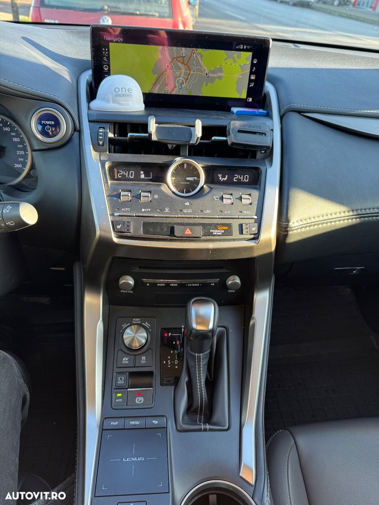 Lexus Seria NX 300 AWD Business - 14