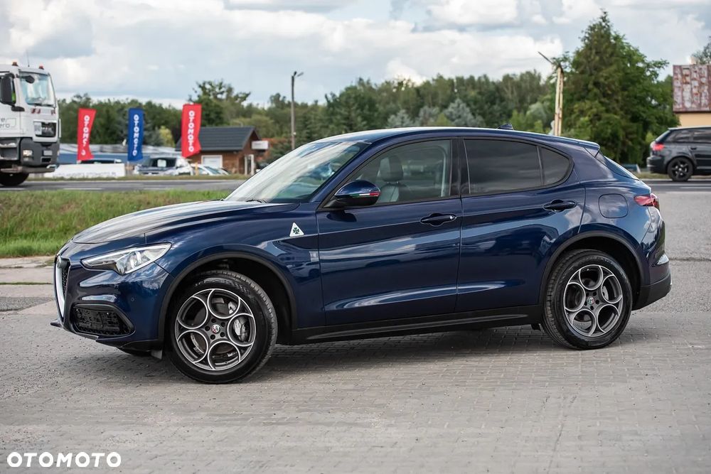 Alfa Romeo Stelvio - 7