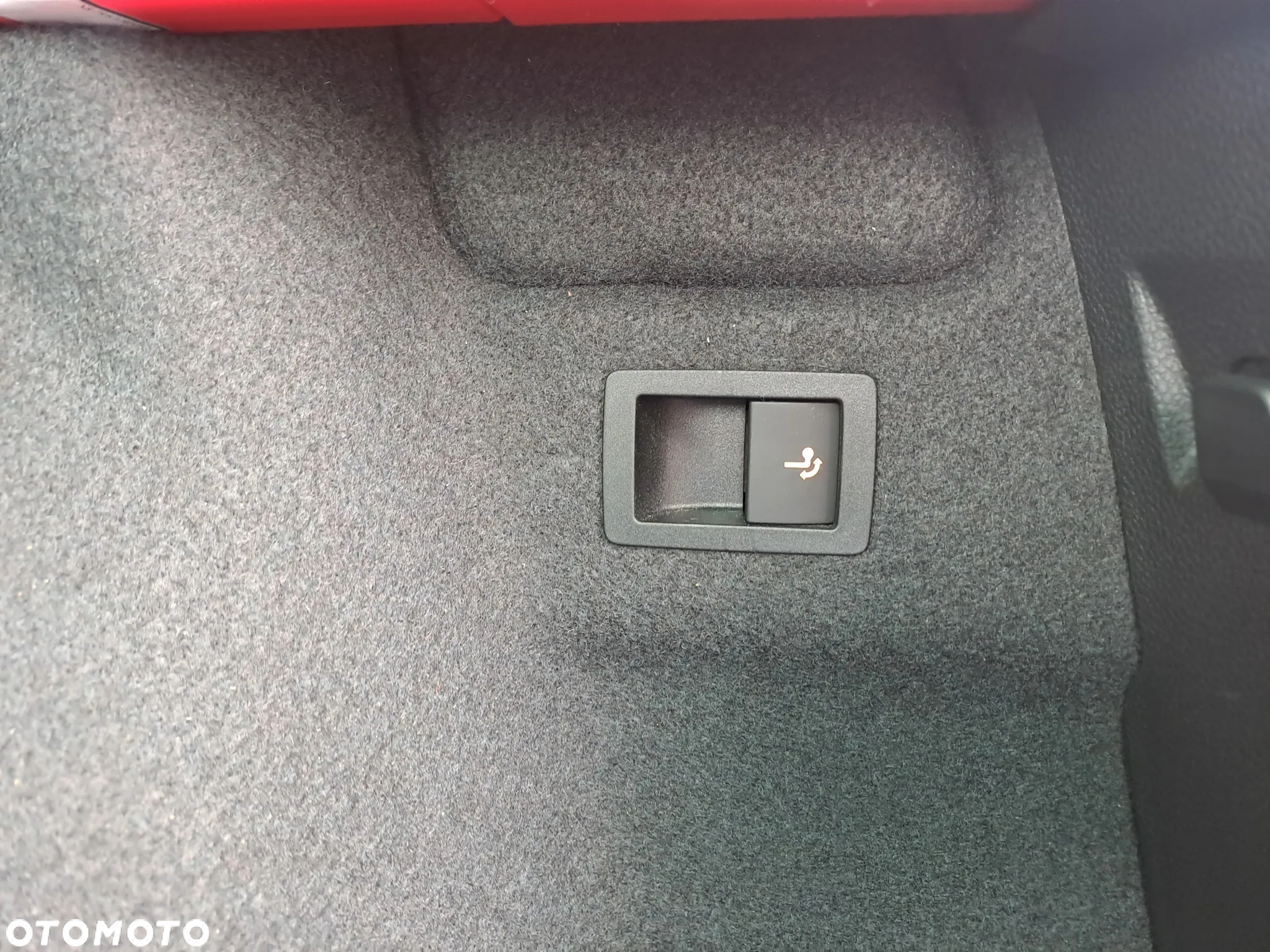 Skoda Karoq 1.5 TSI ACT 4x2 Style DSG - 28