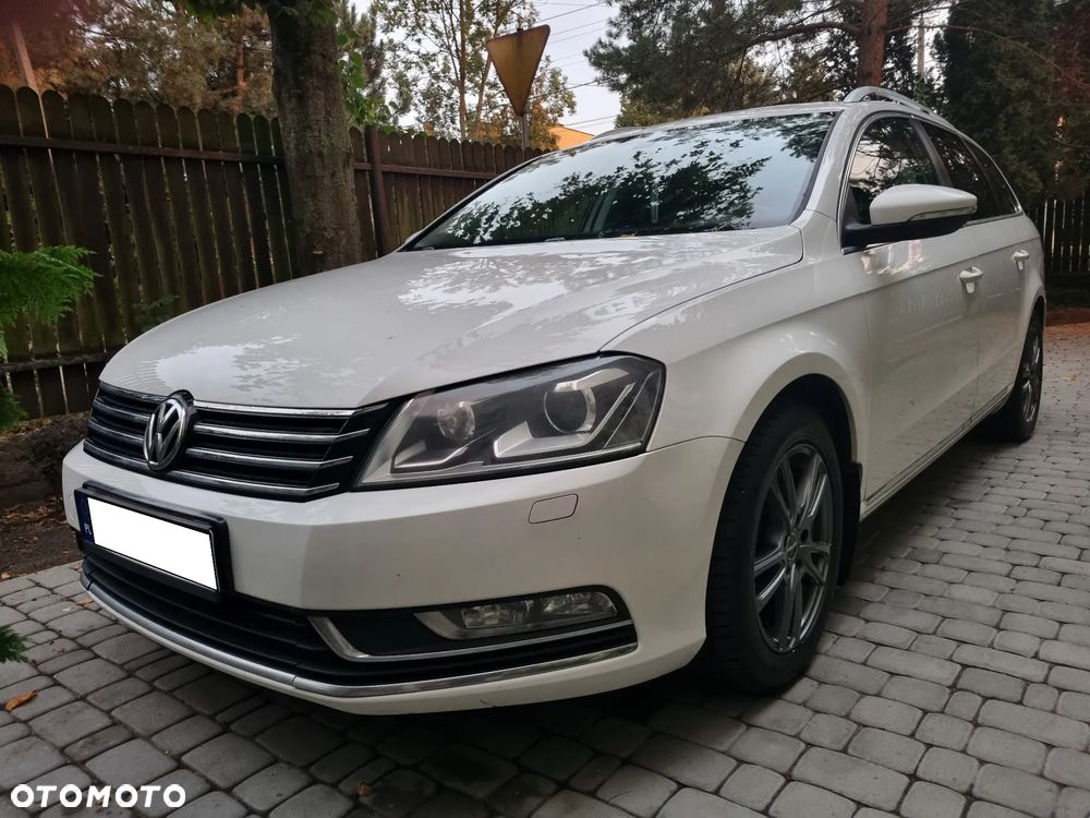 Volkswagen Passat - 4