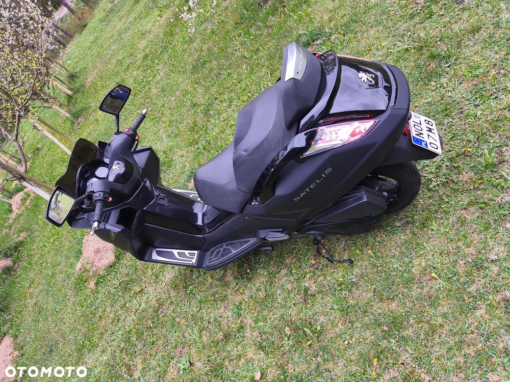 Peugeot Satelis - 3