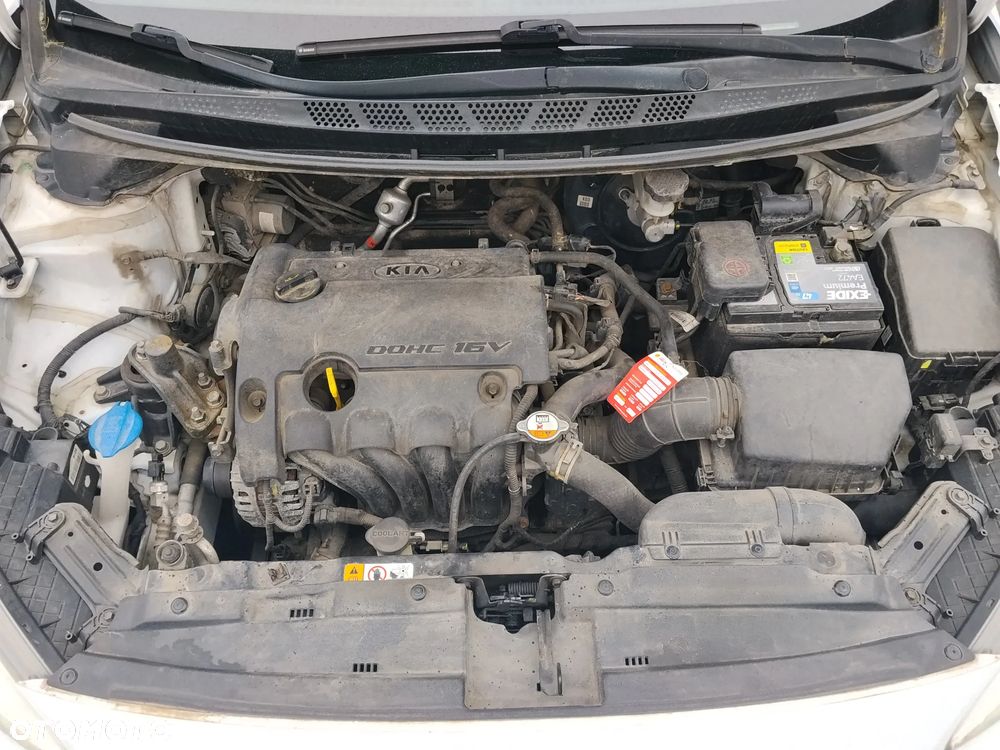 Kia Ceed 1.4 CVVT - 10