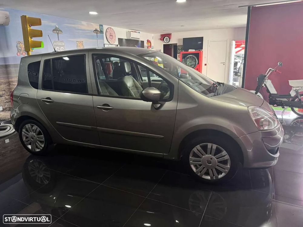 Renault Modus 1.5 dCi Dynamique S - 4