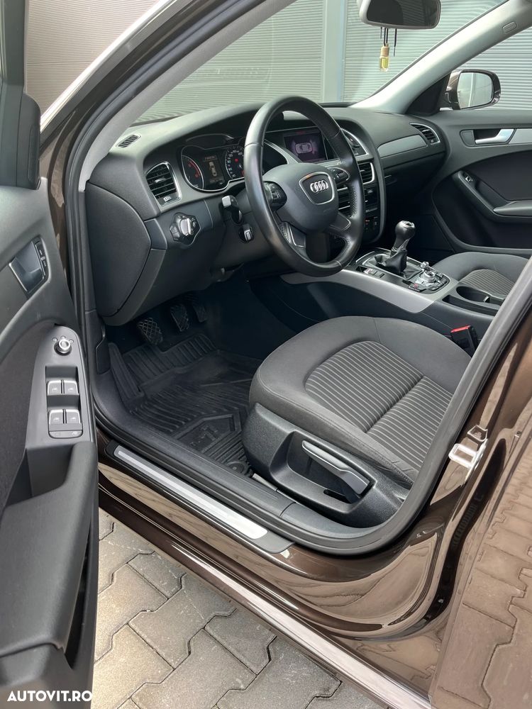 Audi A4 2.0 TDI DPF Ambiente - 7