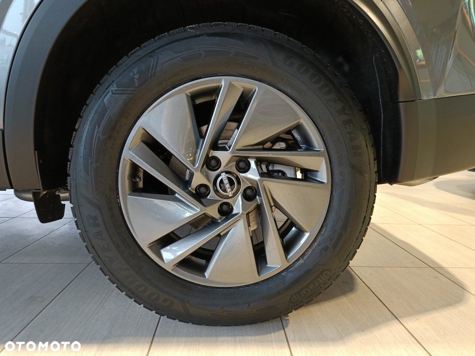 Nissan Qashqai 1.3 DIG-T MHEV Acenta Xtronic - 19