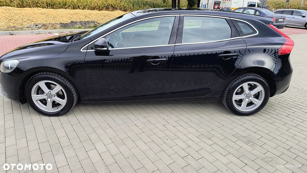 Volvo V40 - 8