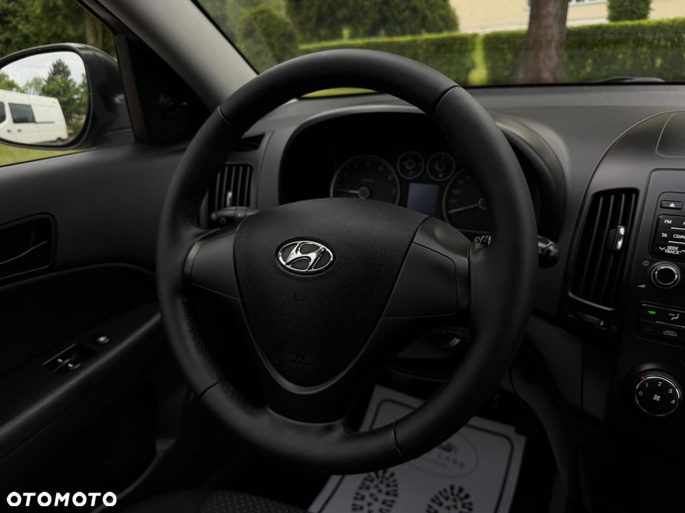 Hyundai i30 1.4 FIFA WM Edition - 7