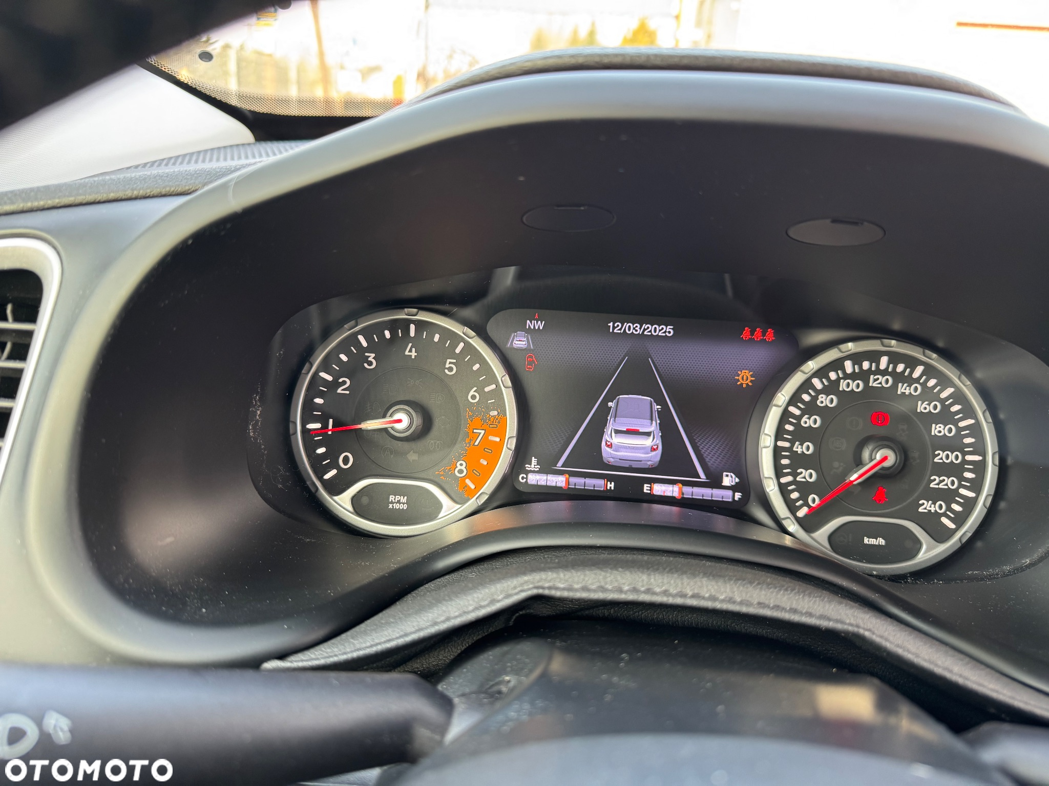 Jeep Renegade 1.4 MultiAir Limited FWD S&S - 24