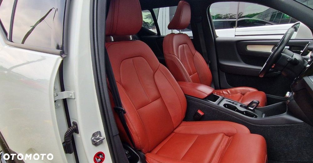 Volvo XC 40 - 26