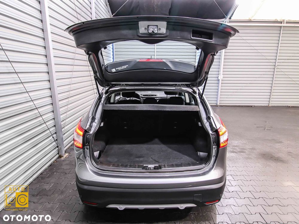 Nissan Qashqai 1.6 DCi ALL-MODE 4x4i N-Connecta - 12