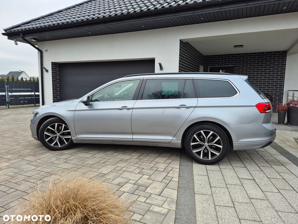 Volkswagen Passat 2.0 TDI EVO Elegance DSG - 24