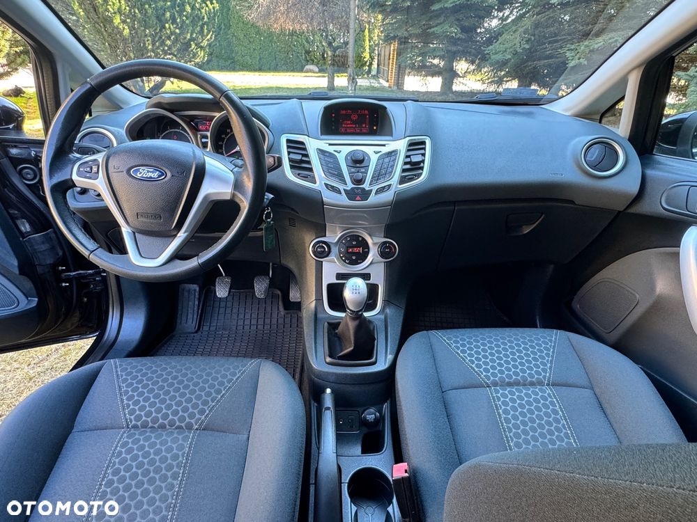 Ford Fiesta 1.6 Ti-VCT Titanium - 15