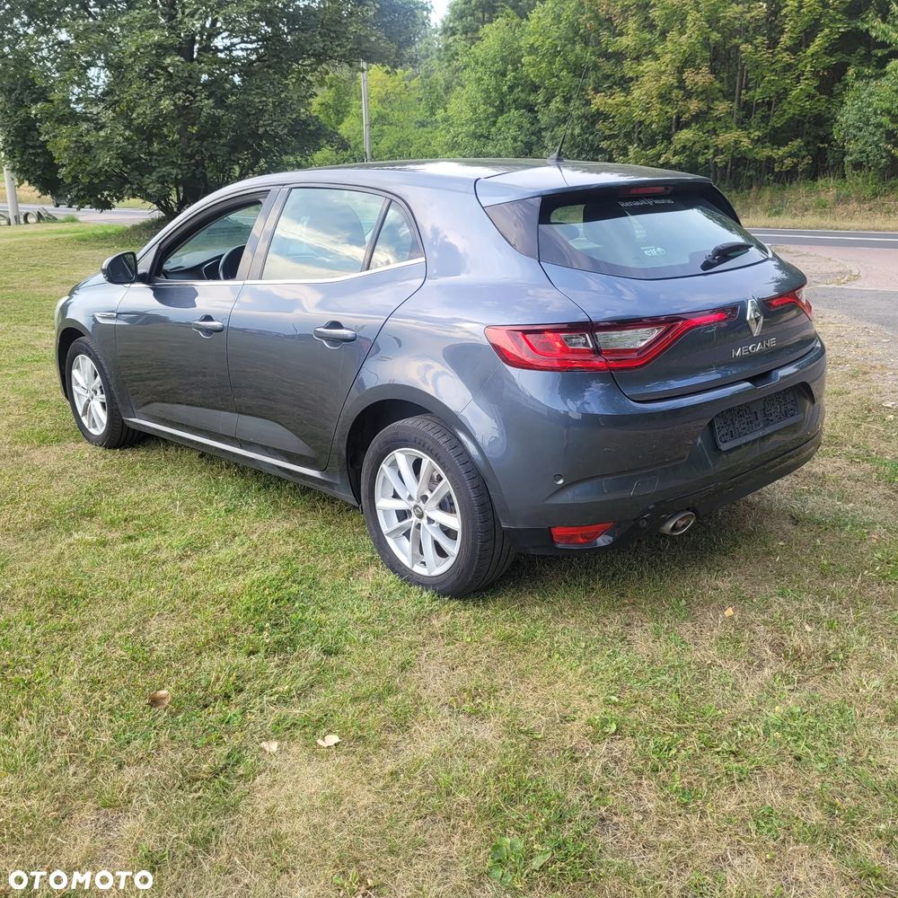 Renault Megane TCe 115 GPF ZEN - 6