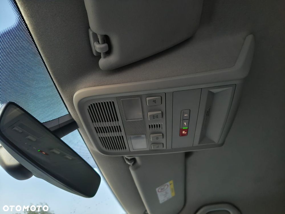 Volkswagen Transporter - 34
