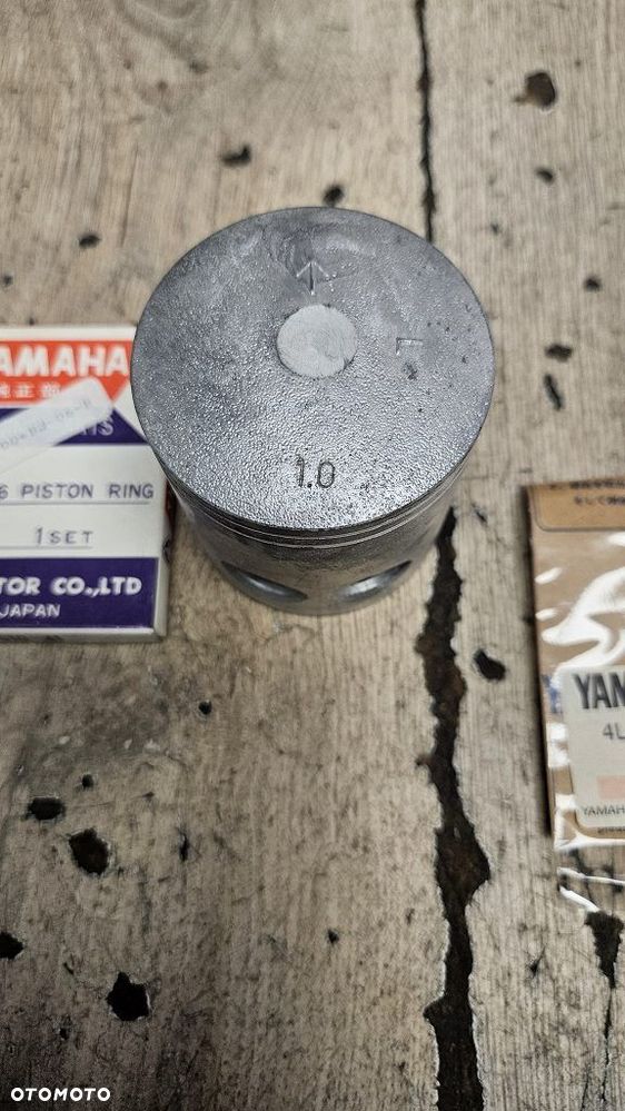 Tłok pierścienie sworzeń Yamaha RZ350  4L0-11630-42 - 4