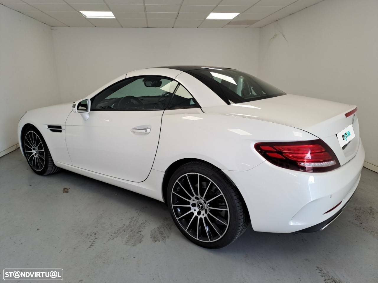 Mercedes-Benz SLC 180 - 5