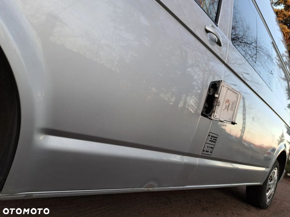 Volkswagen Transporter - 16