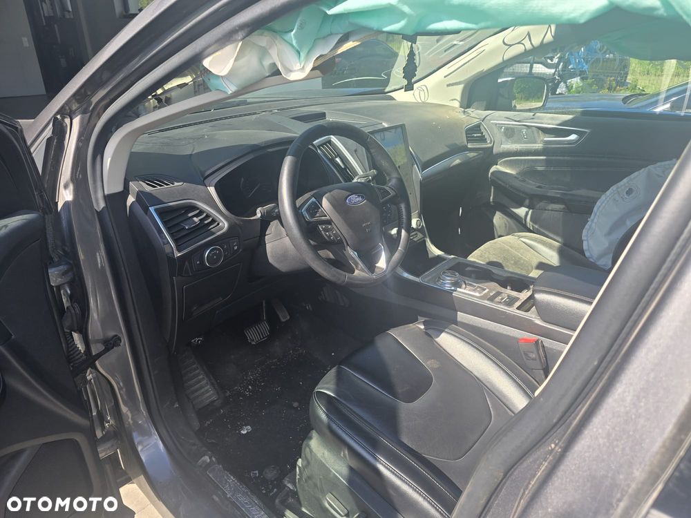 Ford Edge - 7