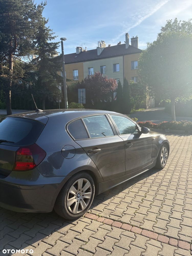 BMW Seria 1 118i - 6