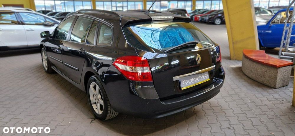 Renault Laguna - 8
