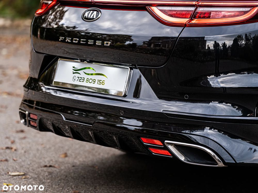 Kia ProCeed 1.6 T-GDI GT DCT - 28