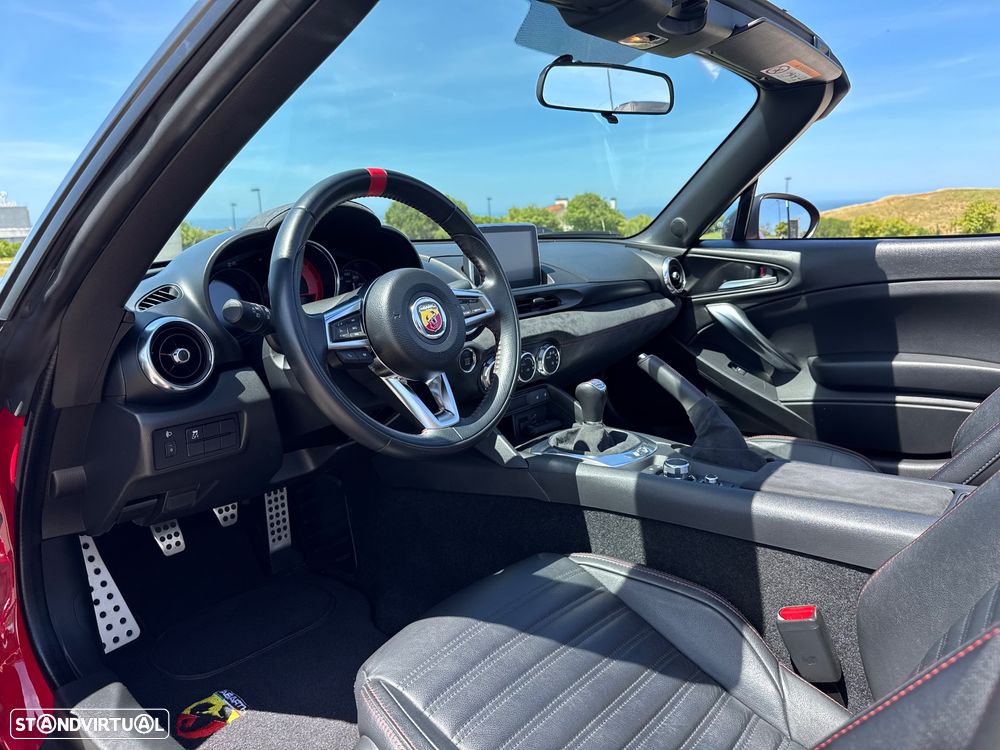 Abarth 124 Spider 1.4 MultiAir Turbo - 29