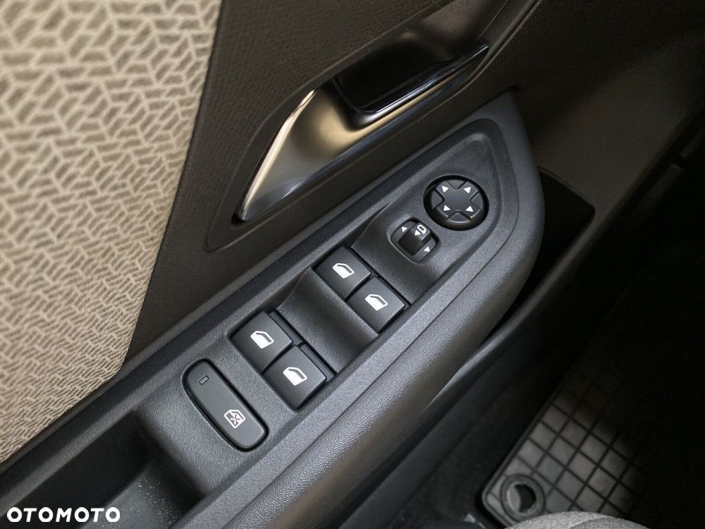 Citroën C4 1.5 BlueHDi Shine S&S - 32