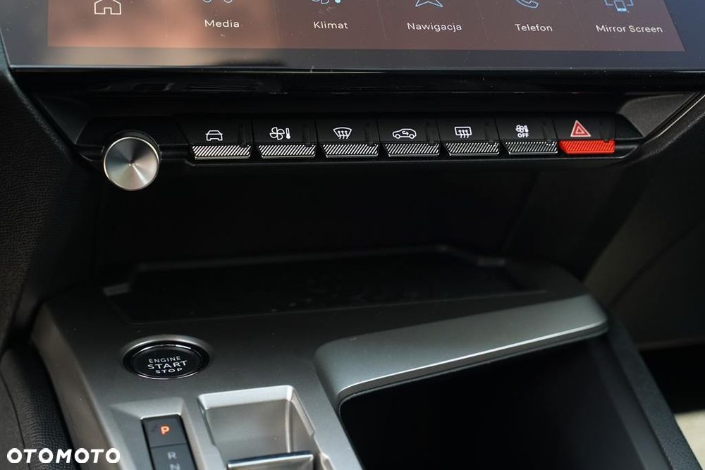 Peugeot 408 1.2 PureTech mHEV Allure S&S e-DSC6 - 17