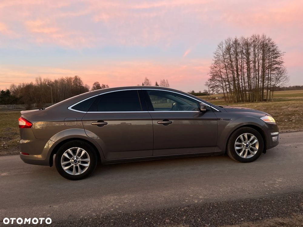 Ford Mondeo - 10