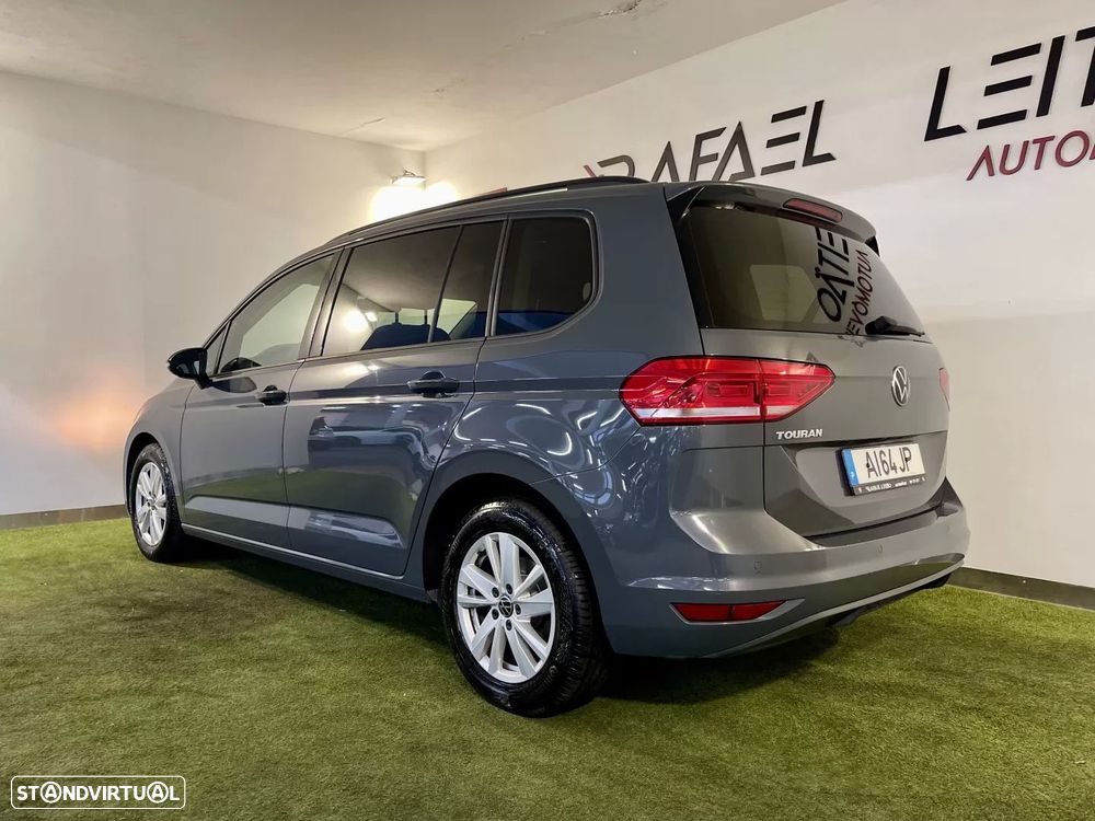 VW Touran 2.0 TDI SCR Comfortline - 11