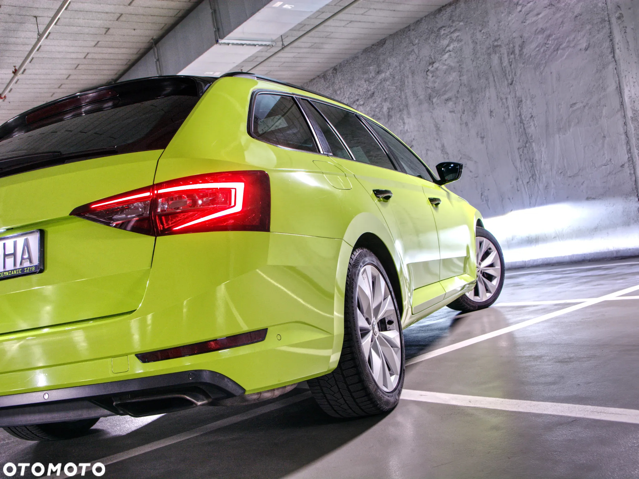 Skoda Superb 2.0 TSI 4x4 L&K DSG - 4