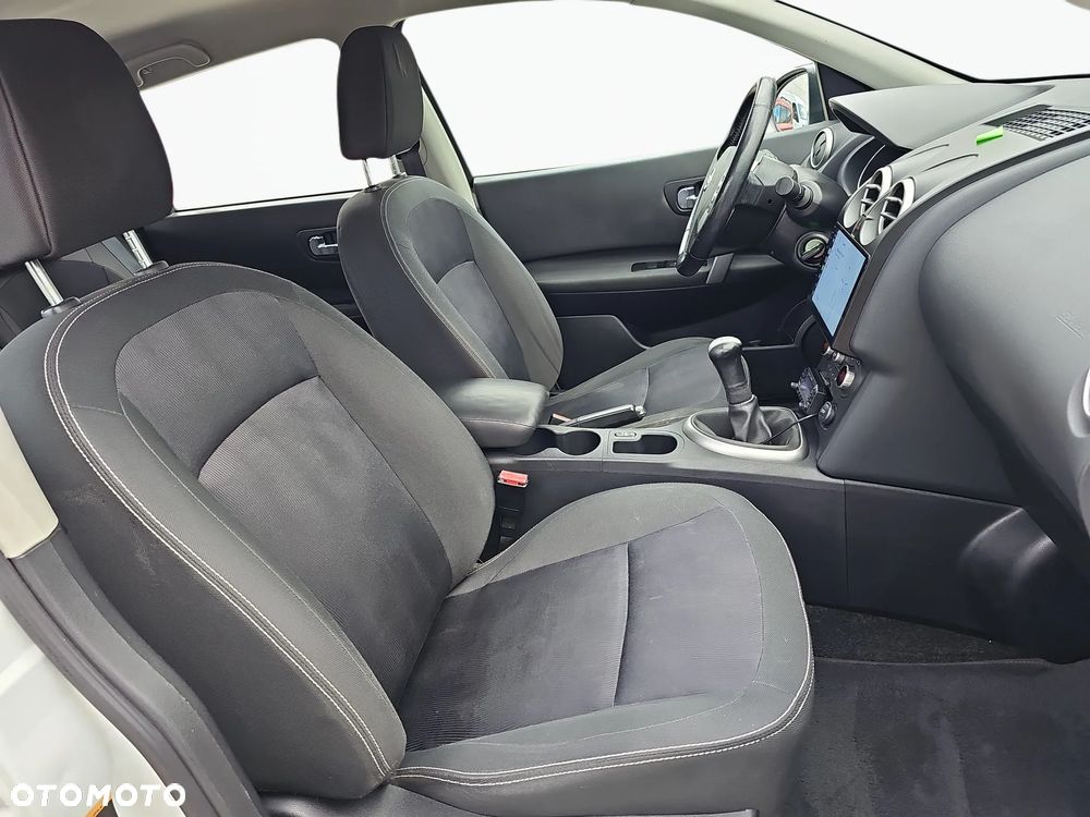 Nissan Qashqai 1.6 Acenta - 24