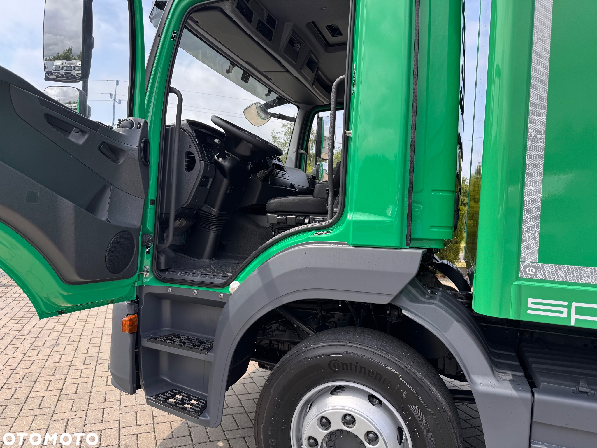 Mercedes-Benz ATEGO - 22