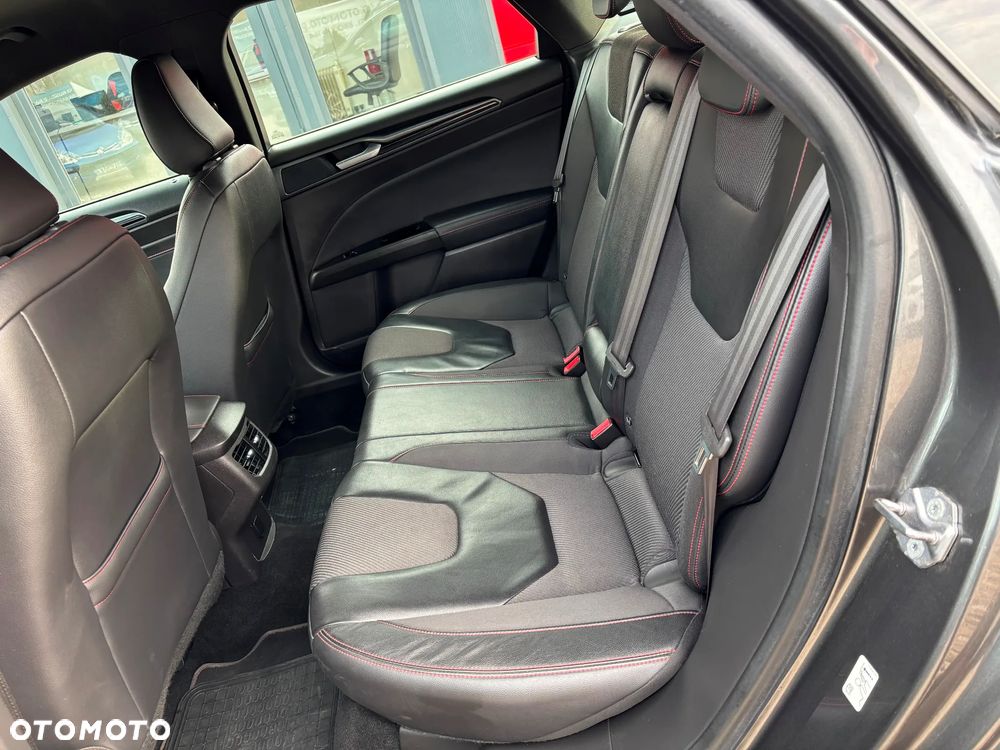 Ford Mondeo 2.0 TDCi ST-Line PowerShift - 20