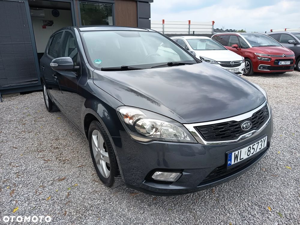 Kia Ceed 1.4 CVVT Spirit - 8