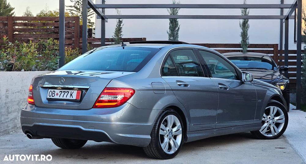 Mercedes-Benz C 220 (BlueTEC) d 7G-TRONIC Avantgarde - 4