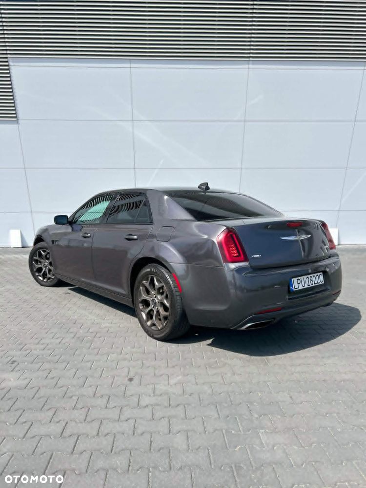 Chrysler 300s - 3