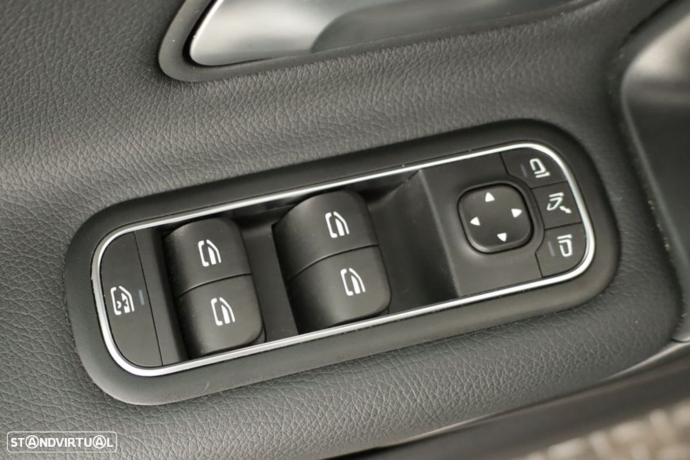 Mercedes-Benz A 200 Standard - 21