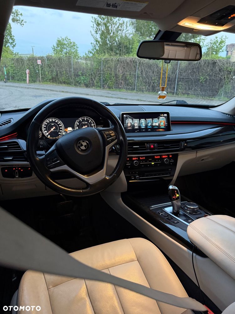 BMW X5 xDrive35i - 8