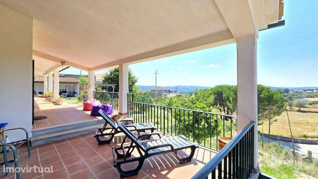 Casa / Villa T4 em Ervedal e Vila Franca da Beira de 374,00 m2 - Grande imagem: 2/28