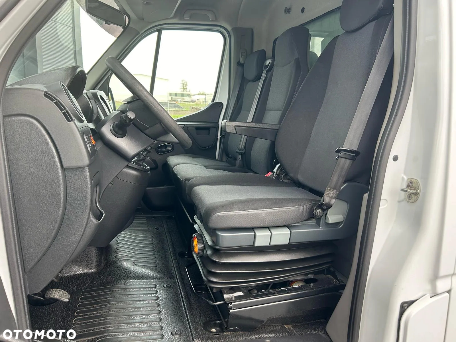 Renault Master 2.3 DCI 165KM Kontener 9 palet + winda 1000kg + drzwi boczne **NA BLIŹNIAKACH**Klima**Navi**Mascott**2019R** - 9