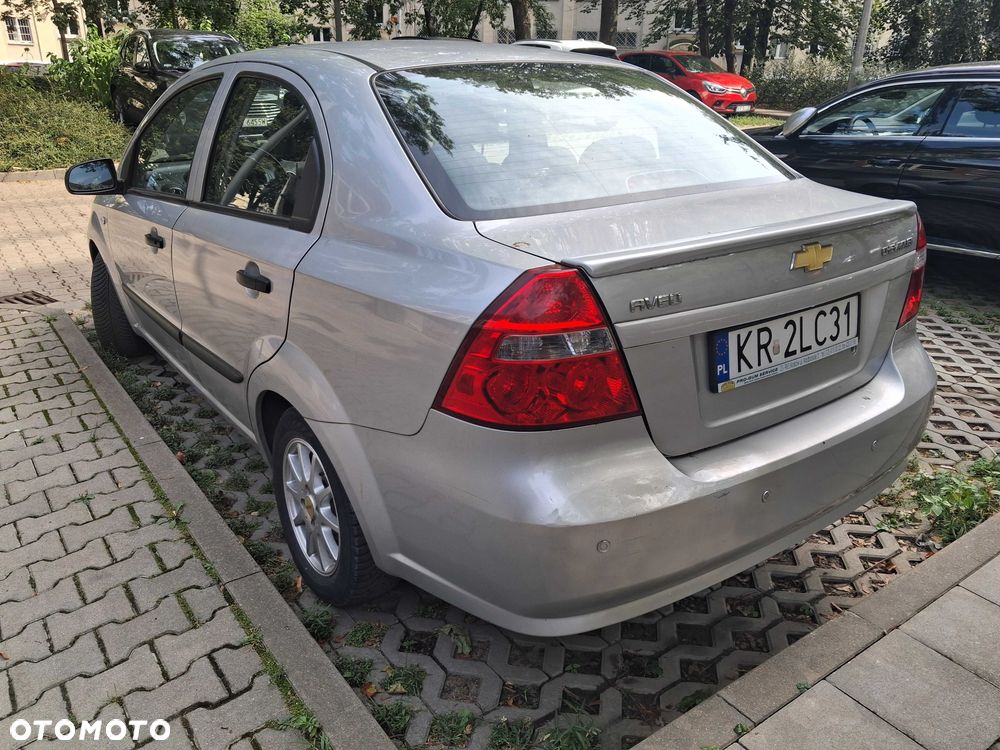 Chevrolet Aveo - 2