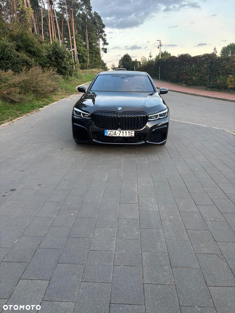 BMW Seria 7 745e sport - 7