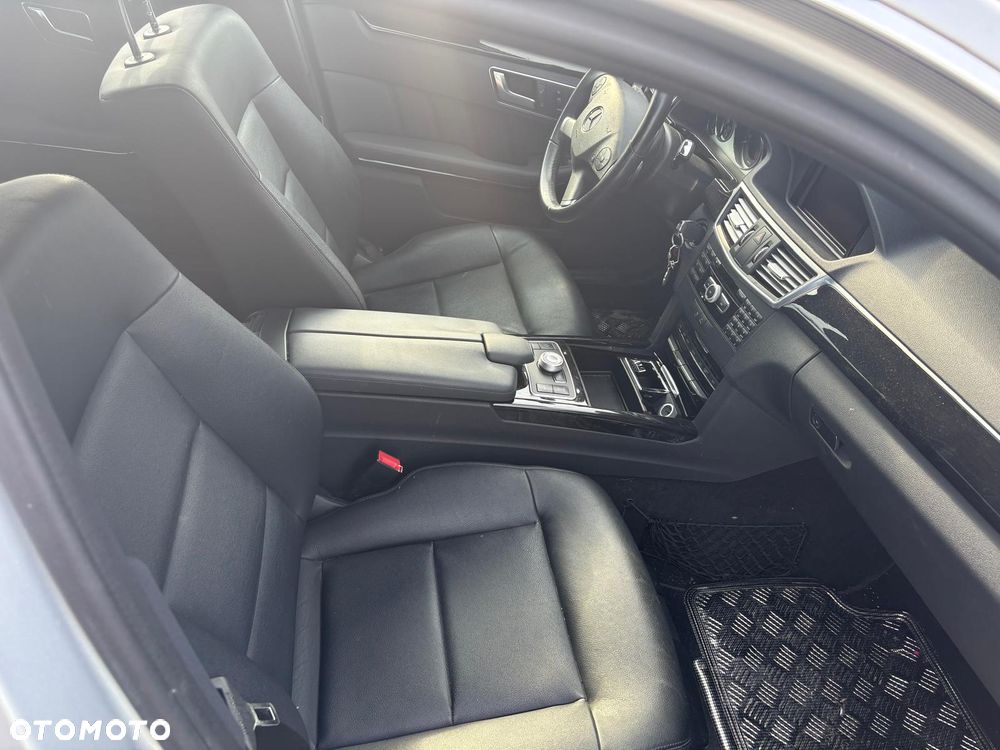 Mercedes-Benz Klasa E 350 CDI DPF BlueEFFICIENCY 7G-TRONIC Avantgarde - 10