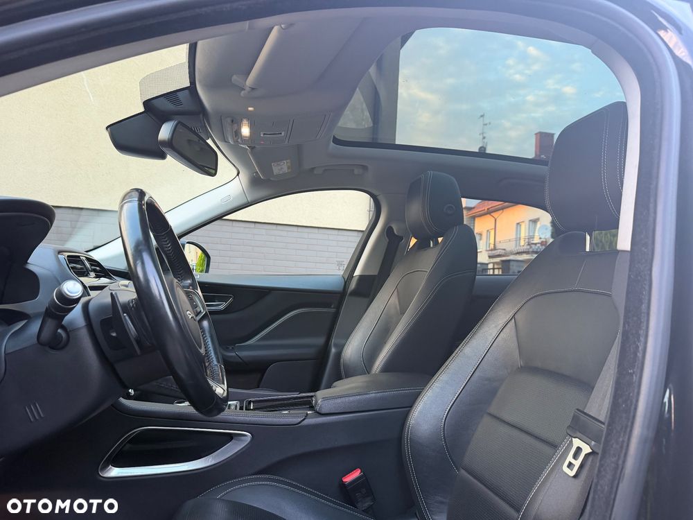 Jaguar F-Pace 20d AWD R-Sport - 32