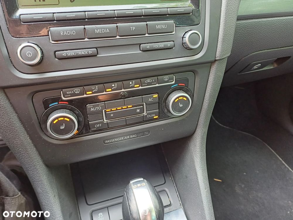 Volkswagen Golf 1.4 TSI DSG Style - 16
