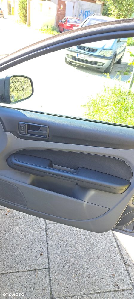 Ford Focus - 14